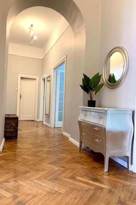 Florianska Grand Apartment 2 Красков Екстериор снимка
